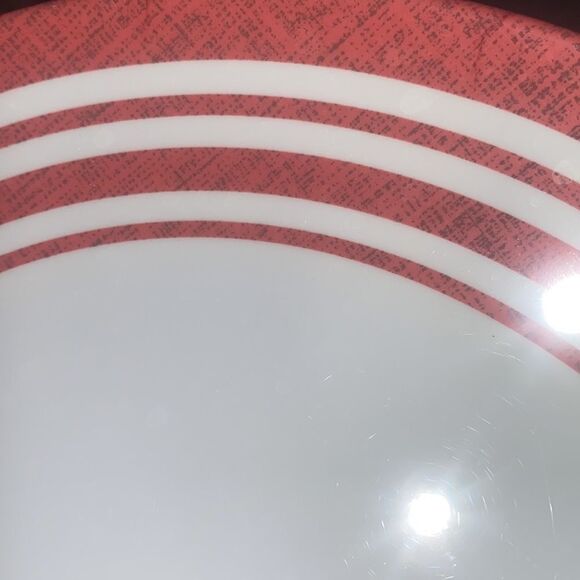 Real Simple Striped Set of Four Melamine Plates! - Picture 4 of 4